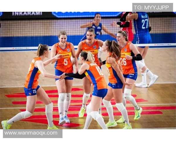 女排逆转荷兰以三比二获胜展现顽强拼搏精神和团队默契