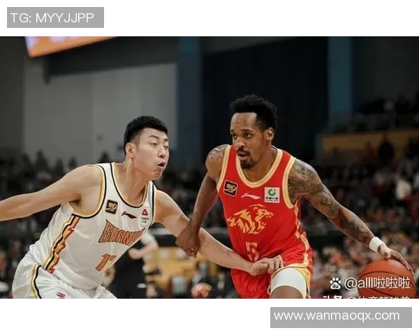 新疆队与辽宁队激战正酣争夺季后赛席位的关键对决即将上演 新疆队与辽宁队激战正酣争夺季后赛席位的关键对决即将上演