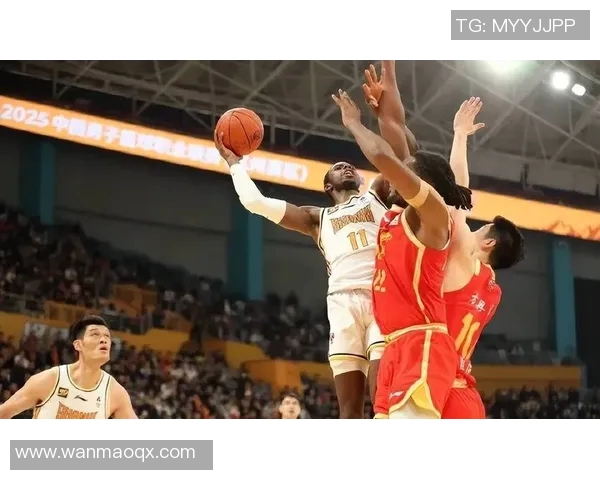 CBA2018季后赛精彩对决山东队与江苏队的巅峰对抗回顾