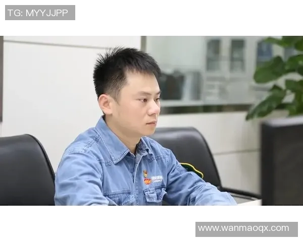 周鹏：从篮球场上的拼搏者到生活中的榜样，见证奋斗与坚持的力量