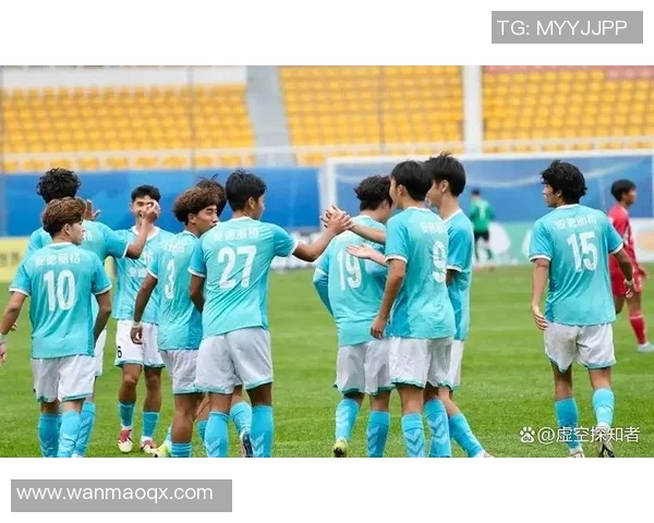 大连足球迎战石家庄球队期待精彩对决展现激情与实力的较量 大连足球迎战石家庄球队期待精彩对决展现激情与实力的较量