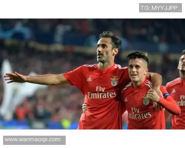 埃因霍温与阿尔克马历史交锋记录分析与战绩回顾 埃因霍温与阿尔克马历史交锋记录分析与战绩回顾