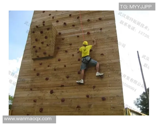 攀岩深度揭秘上海攀岩队的防反策略与训练秘籍