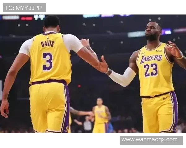 湖人队在2021年1月4日对阵灰熊队的精彩比赛回顾与分析