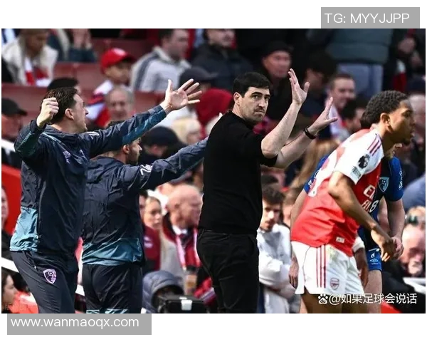 阿森纳与拉齐奥激战正酣赛场比分悬念迭起引人关注