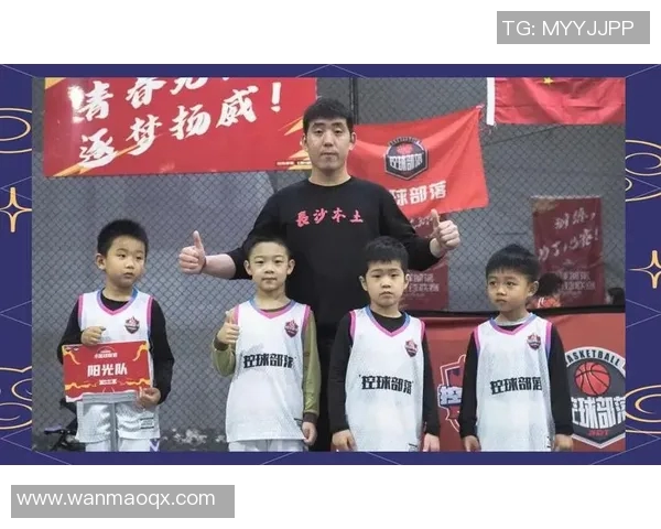 投篮球明星的成长之路与奋斗精神探秘