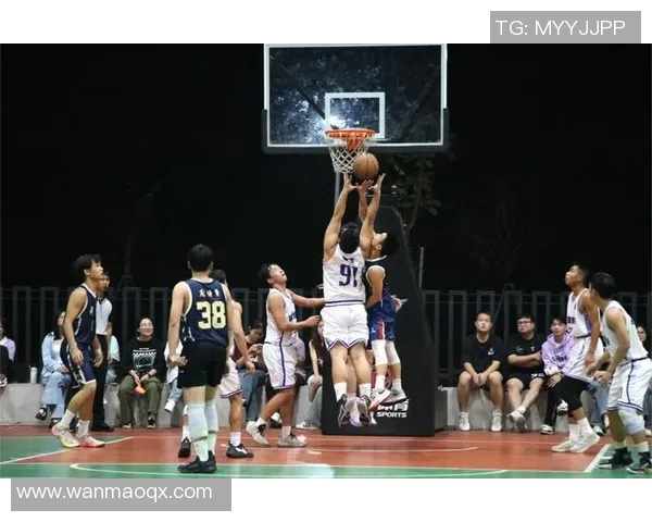 高校篮球明星的崛起与挑战：他们如何在赛场与学业中平衡自我成长