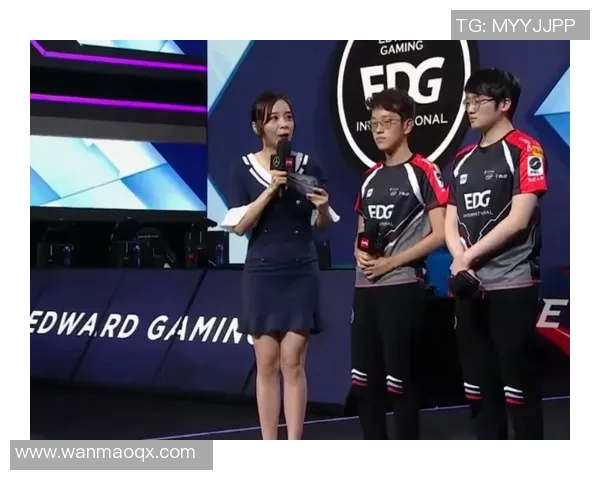 EDG在英雄联盟团队协作排名中创新高展现强大实力与默契配合